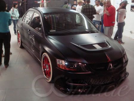 I found this today so I thought I'd post it Crazy flat black EVO Hot Rod