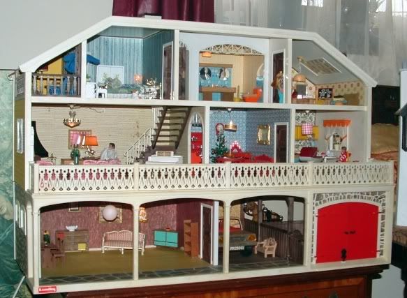 vintage dollhouse