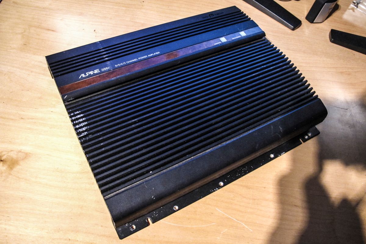 Alpine amplifiers (3 x 90s high end amps) Retro Rides