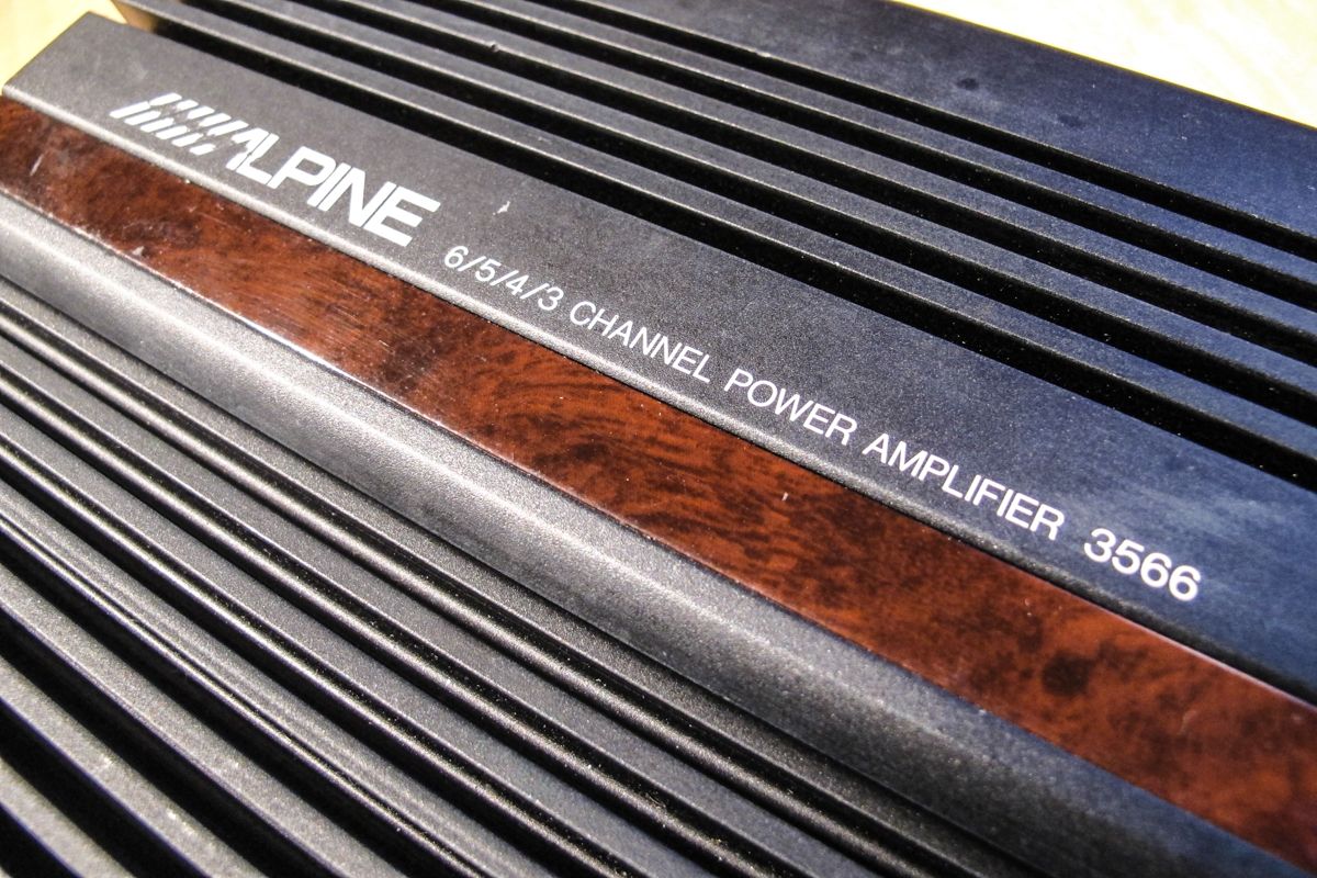 Alpine amplifiers (3 x 90s high end amps) Retro Rides