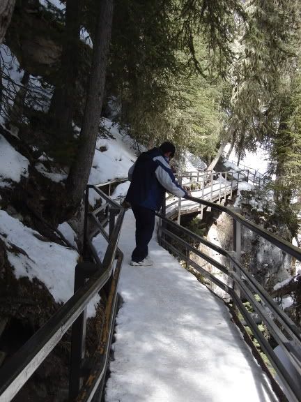 Image hosting by Photobucket