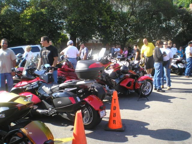 Picture002.jpg