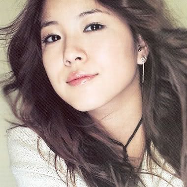 http://i74.photobucket.com/albums/i268/angelkiwi350/BoA/kwon_boa_08.jpg