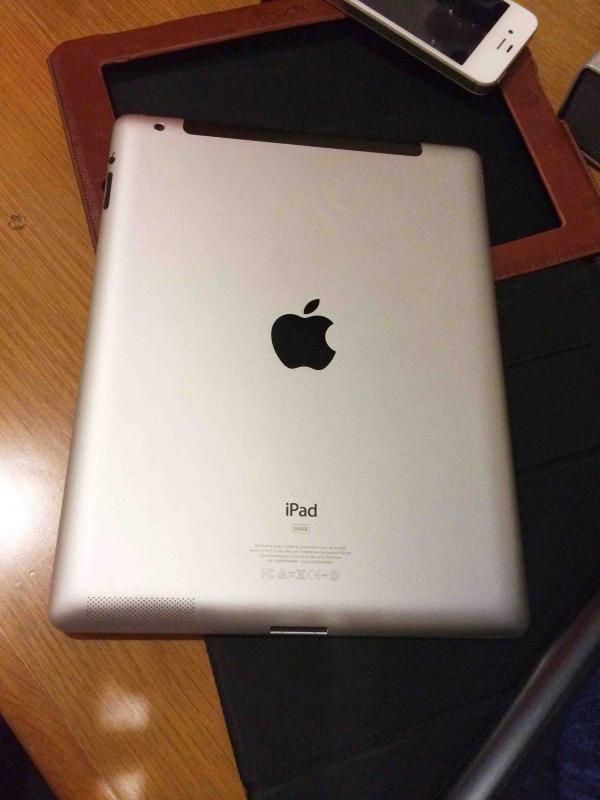 Ipad 2 - 3G - 64 GB - Trắng tinh khôi - Đẹp lung linh - 5