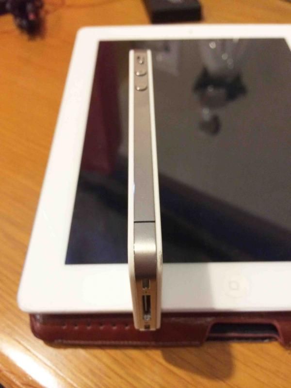 Ipad 2 - 3G - 64 GB - Trắng tinh khôi - Đẹp lung linh - 13