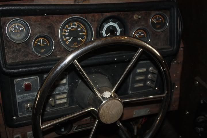 gaugecluster.jpg
