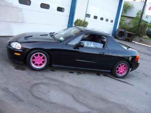 well is not the same year crx but it has pink wheels and i think it looks