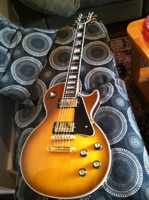 gibsonlespaulcustom5_zps941b618f.jpg